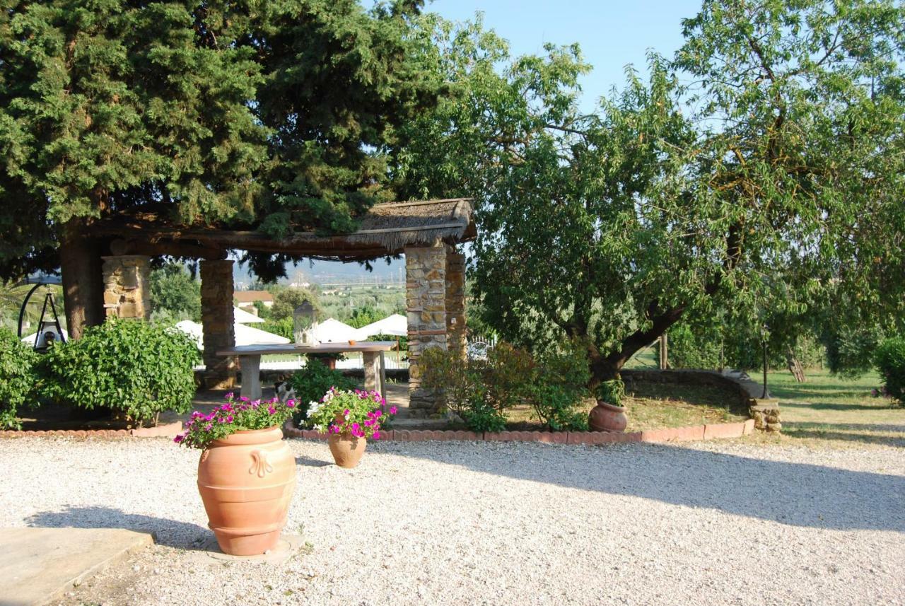 Villa Sara Суверето Экстерьер фото